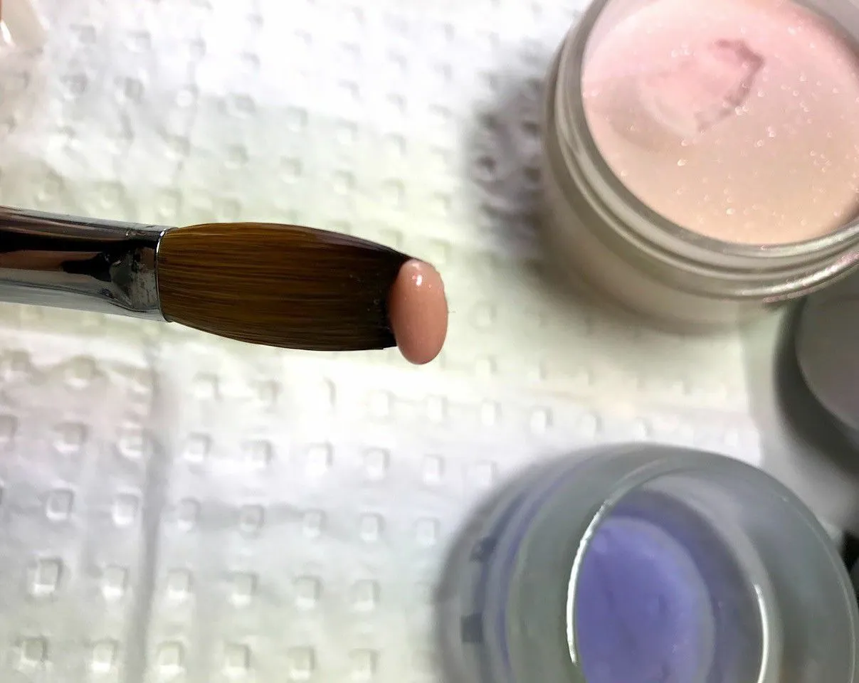 Acrylic Kolinsky Nail Brush #18 Crimped