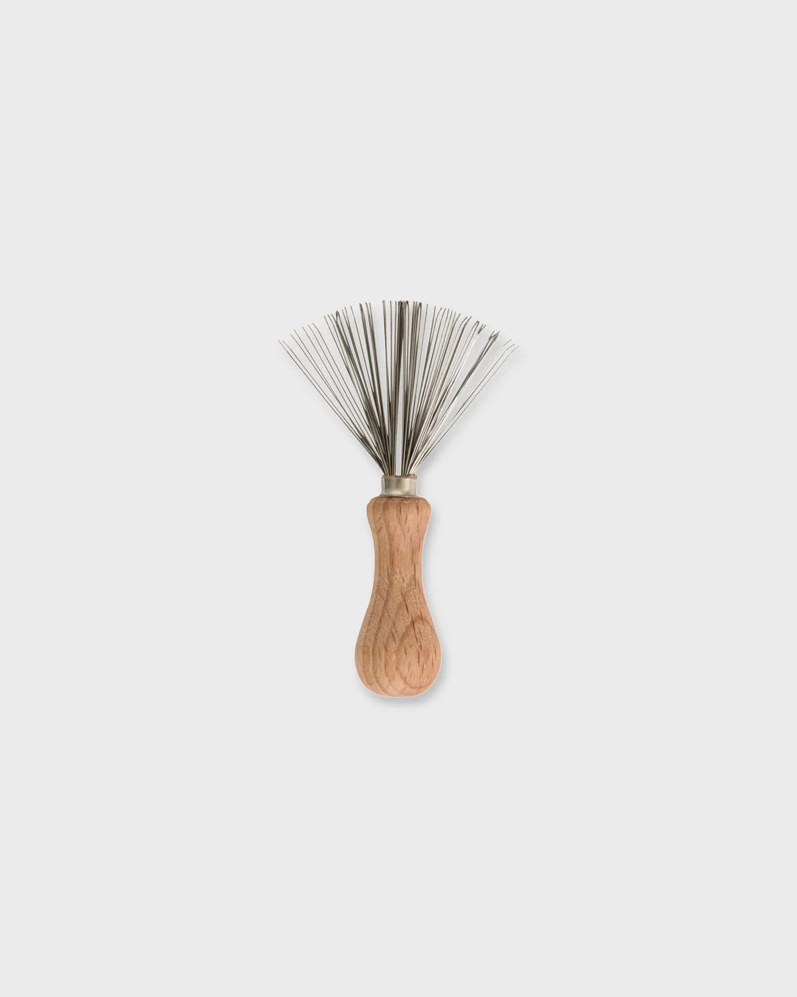 Comb and Brush Cleaner in Oiled Beechwood/Wire
